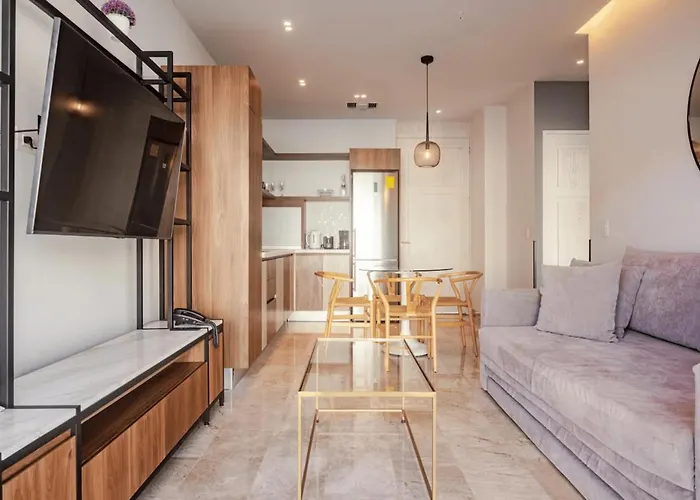 Luxury 1br Prime Location
