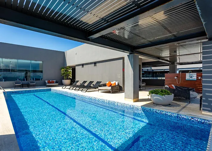 Luxury 1br Prime Location *